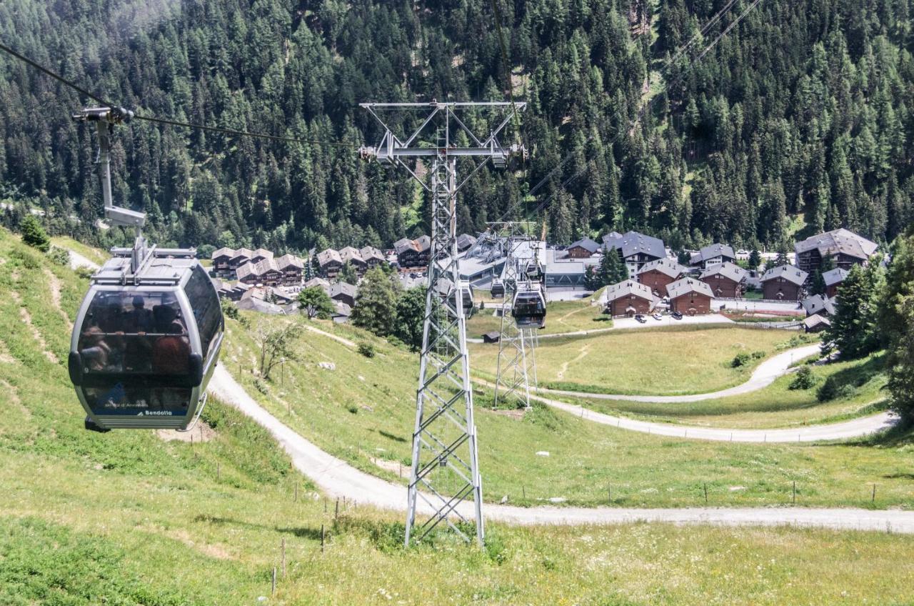 Hotel Cristal - Swiss Riders Lodge Grimentz Kültér fotó